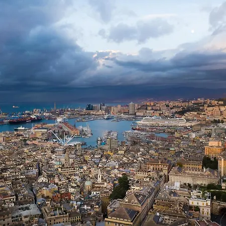 Golfo Paradiso Campane Di Piccola Bomboniera Pochi Chilometri Camogli Portofino Santamargherita Διαμέρισμα